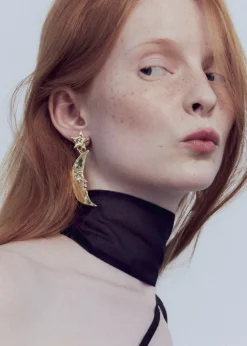 Moon Earrings in Gold