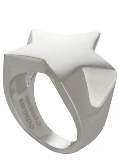 Star Ring in Sterling Silver
