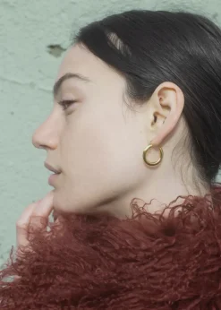 Swivel Hoops in Gold